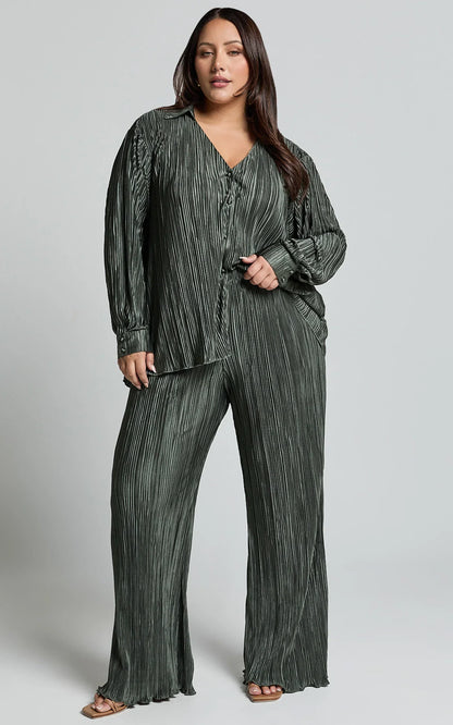 Beca Pants - High Waisted Plisse Flared Pants in Olive